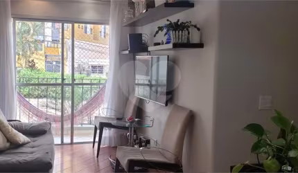 Apartamento à venda | 60 m² | 2 Dormitórios | 01 Vaga no bairro Santa Teresinha!