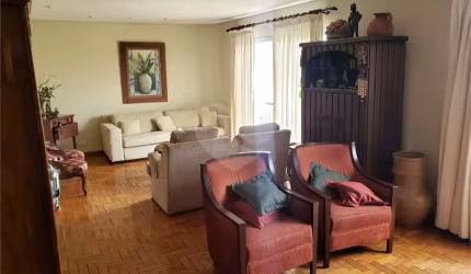 APARTAMENTO NA ACLIMAÇÃO 145M², 3 DORMITÓRIOS