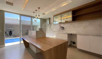 Casa Alto Padrão com 4 dormitórios para venda no Jardim Leonor Mendes de Barros