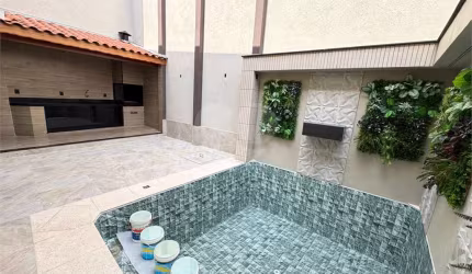 Sobrado de Alto Padrão - Novo - Para venda em Pirituba
