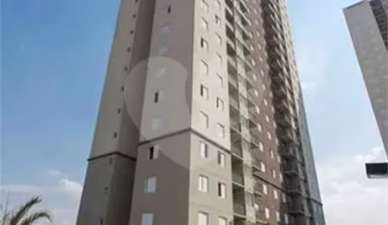 Excelente Apartamento no Pq Edu Chaves