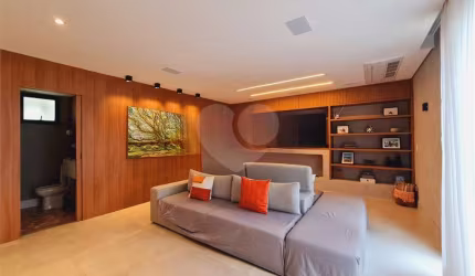 Lindo Sobrado Tremembé 4 dormitorios, sendo 2 suites e uma delicia area com Piscina.