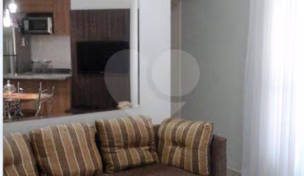 OPORTUNIDADE APARTAMENTO TODO MOBILIADO