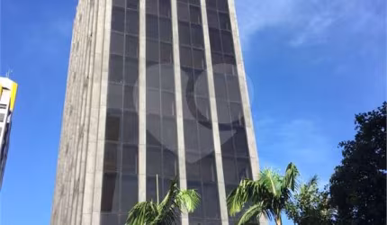 Aluguel de Andar Inteiro 120m em Pinheiros 2 vagas