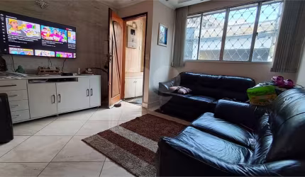 Amplo sobrado à venda | 3 pavimentos | 150 m2 | 3 dorms. (2 suítes) | no Bom Retiro!