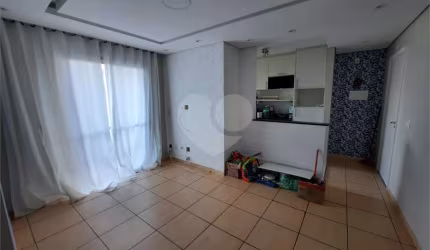 Apartamento na Cachoeirinha 2 quartos  50 mt