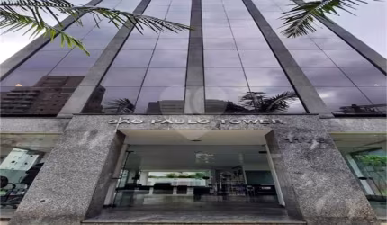Prédio inteiro para locação, excelente localização no bairro de Pinheiros