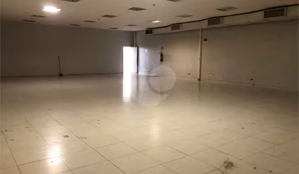 Salão Comercial de 667 m² para Locação na Vila Maria, São Paulo