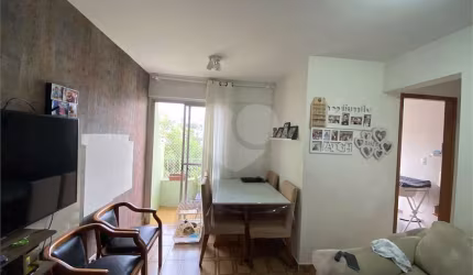 Apartamento a venda de dois dormitórios no Tucuruvi