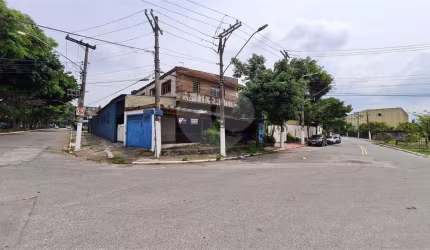 ATENÇÃO INVESTIDORES! IMÓVEL À VENDA | 5 DORMITÓRIOS + SALÃO | 2 VAGAS NO PQ. EDU CHAVES!