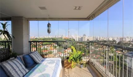 Imóvel alto padrão 258m² sala de 4 ambientes, varanda gourmet, cozinha integrada 4 suítes, 4 vagas