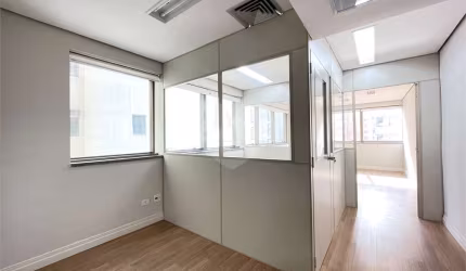 OTIMO CONJUNTO COMERCIAL EM PINHEIROS