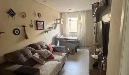 Condomínio fechado na Água Fria com 10 sobrados