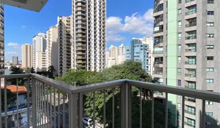 Apartamento para alugar  na Rua Pedro Doll