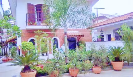 Sobrado Palmas do Tremembé | 324m² | 4 Dormitórios (2 Suítes) | 4 Vagas | Espaço Gourmet | Edícula