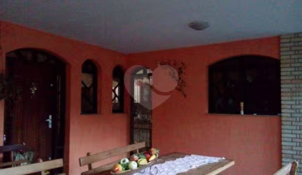 CASA TÉRREA A VENDA NA FREGUESIA DO Ó - 4 SUÍTES E 10 VAGAS DE GARAGEM