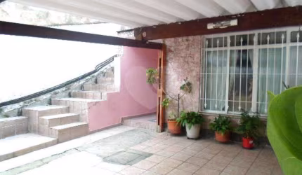CASA COM 3 MORADIAS A VENDA NA VILA GUSTAVO, PRÓX. AV. JULIO BUONO