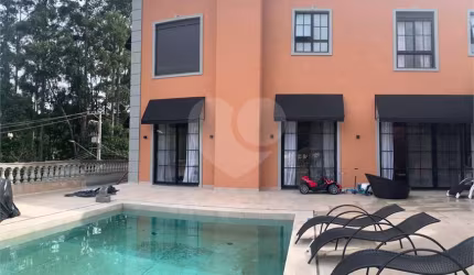 CASA 1260m², 6 QUARTOS, 10 VAGAS, NO TAMBORÉ - SP