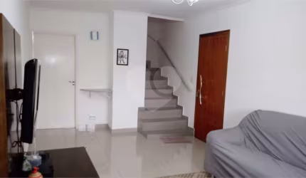 Sobrado à Venda Cachoeirinha