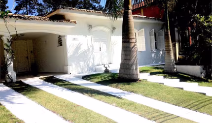 Casa-Barueri-Aldeia da Serra | Ref.: REO840422