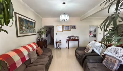 Apartamento de 120 m2 com Portaria 24hs em andar alto