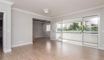 Apartamento com 3 quartos sendo 2 suites - Excelente localização em Perdizes