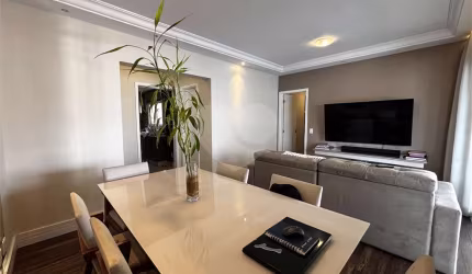 Apartamento de 3 suítes e 2 vagas na Barra Funda - Zona Oeste - SP