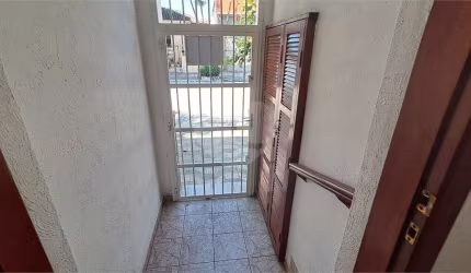 Sobrado à Venda | 120 m² | 3 dormitórios no Bom retiro!