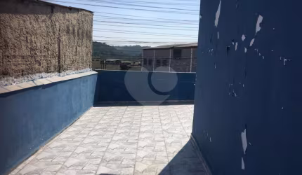 Casa totalmente reformada, pronta para morar