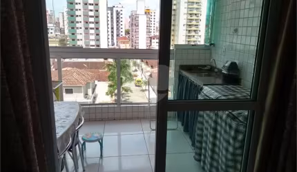 Excelente apartamento mobiliado a 400 metros da praia - Vila Tupi