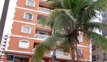 Apartamento para venda possui 82 metros quadrados com 2 quartos em Tupi - Praia Grande - SP