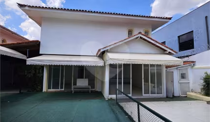 Casa Comercial - Morumbi - Escola - 343 m² - Locação / Aluguel