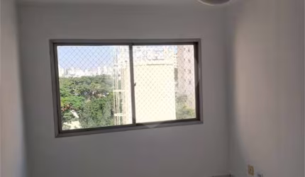 Excelente Custo Benefício, 01 Dormitório com 01 Vaga, 58m²