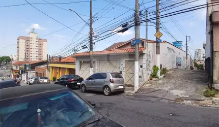 Casa térrea com amplo terreno - oportuniade para investidor