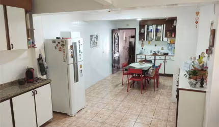 SOBRADO À VENDA MANDAQUI