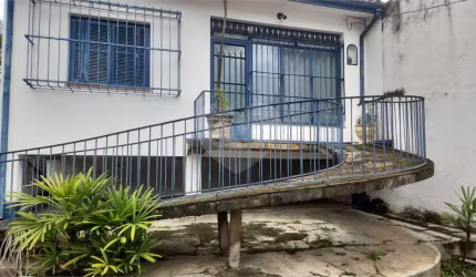 Terreno com 1536 m2