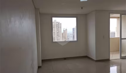 Sala Comercial à Venda no Ipiranga com 32m²