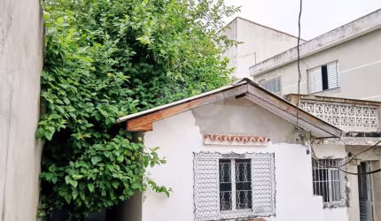 Casa  no Tucuruvi com Potencial para Modernização ou Construção – Aceita Permuta