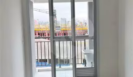 Imóvel 41m², récem entregue, possui 2 dorm. lazer completo Lapa
