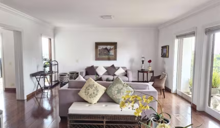 Apartamento com 300m² no Alto de Pinheiros