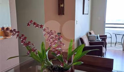 COBERTURA DUPLEX EM SANTANA COM PISCINA, 3 DORMITÓRIOS, SENDO 1 SUÍTE, 2 BANHEIROS, 1 VAGA