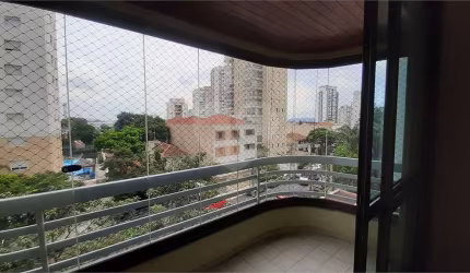 Aluga-se: Apartamento de 92 metros, 3 quartos (1 Suíte) e 2 vagas, em Santana!
