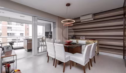 Apartamento com 3 suítes mobiliado na Vila Romana