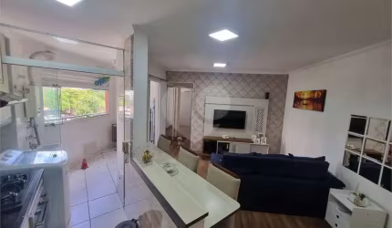 Apartamento à venda em Condomínio Club na Cachoeirinha
