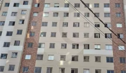 ALUGA-SE APARTAMENTO DE 2 DORMITÓRIOS - LAZER COMPLETO - NA BARRA FUNDA