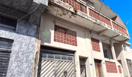 Vende-se 03 Casas no mesmo terreno 169m²
