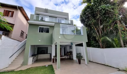 CASA À VENDA | 332M² | 4 SUÍTES | 6 VAGAS | ZONA SUL DE SP PLANALTO PAULISTA