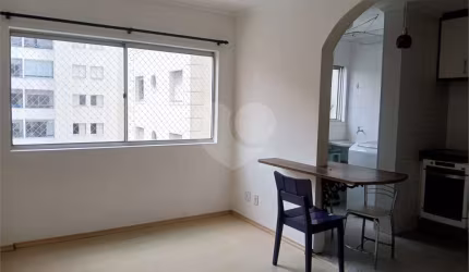 Apartamento - Perdizes - 2 Dormitórios - 55 m².