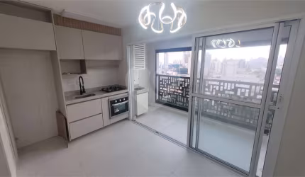 Apartamento para alugar. Jardim São Paulo. 2 dormitórios, sacada.