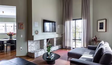 Cobertura com piscina e espaço gourmet privado 4 suítes 4 vagas Vila Uberabinha
